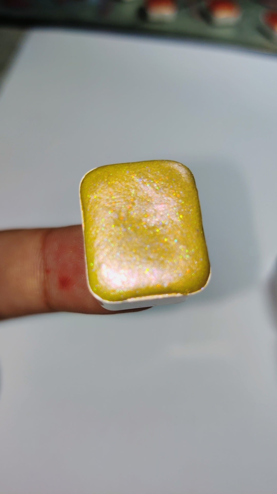 Holographic micas~
