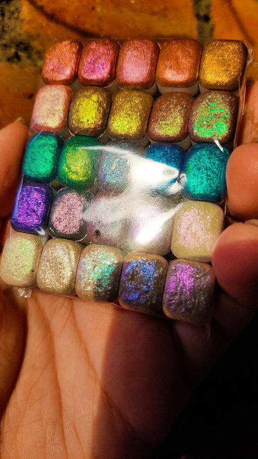 Halloween minis! 🎃🏚️💀🔮👻🍭
