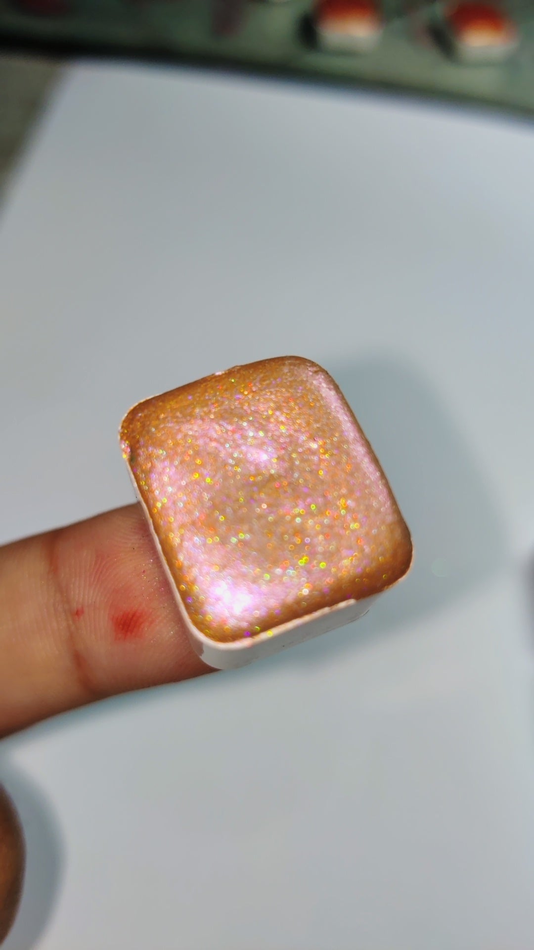 Holographic micas~